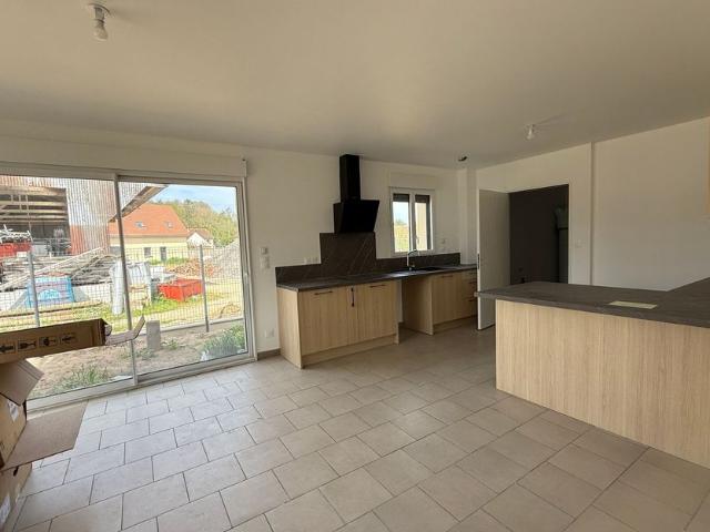 Maison à louer 3 pièces • 112,51 m2 Criel sur Mer