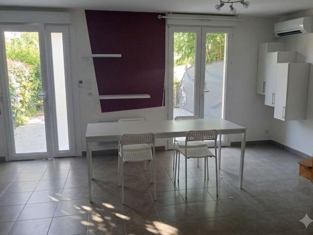 Location maison, m² T 3 à Candillargues, 1 025 €