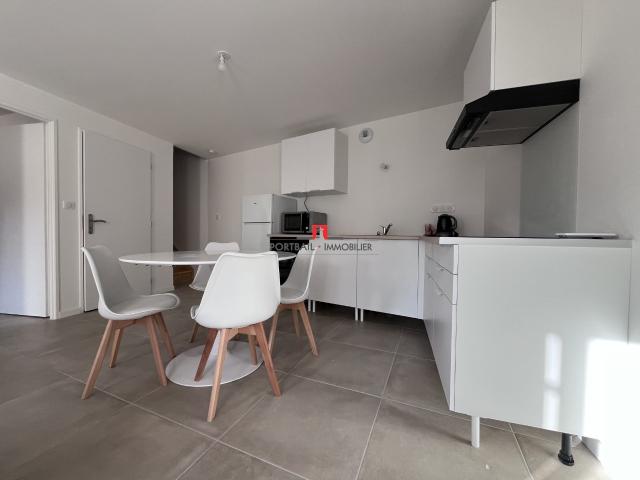 Maison à louer, 3 pièces Vérac 33240