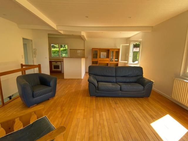 Maison à louer 3 pièces • Condé sur Huisne