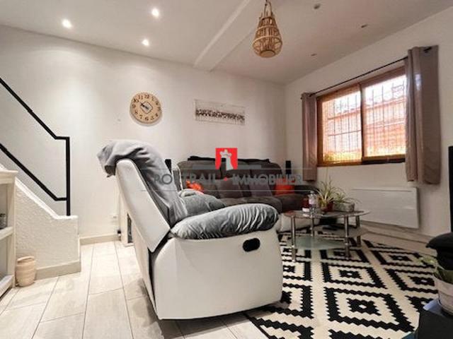 Maison à louer, 3 pièces PERISSAC 33240