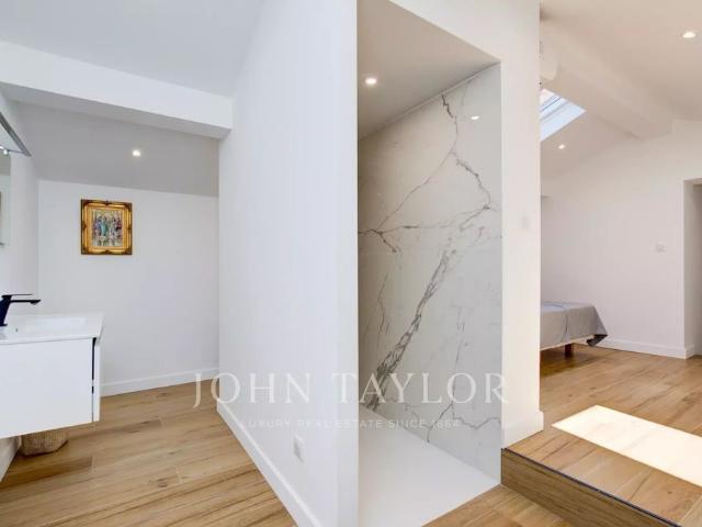 Maison à louer Valbonne, Cote d'Azur, France7 000 EUR / Mois