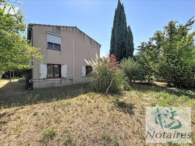 Maison à louer à Mallemort, Provence Alpes Côte d'Azur, 280000€