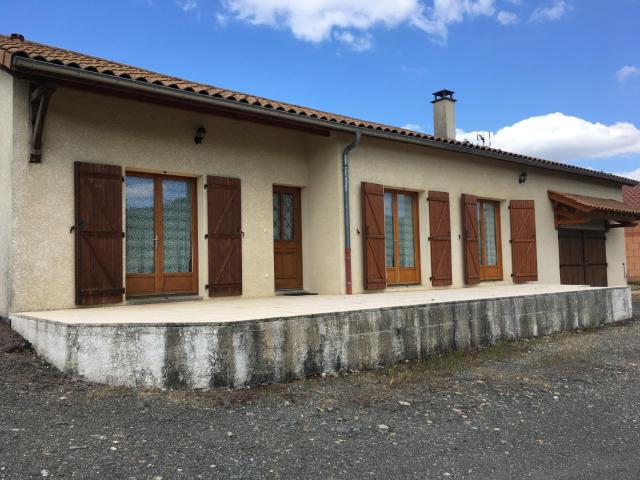 Maison à louer à Matour 71520