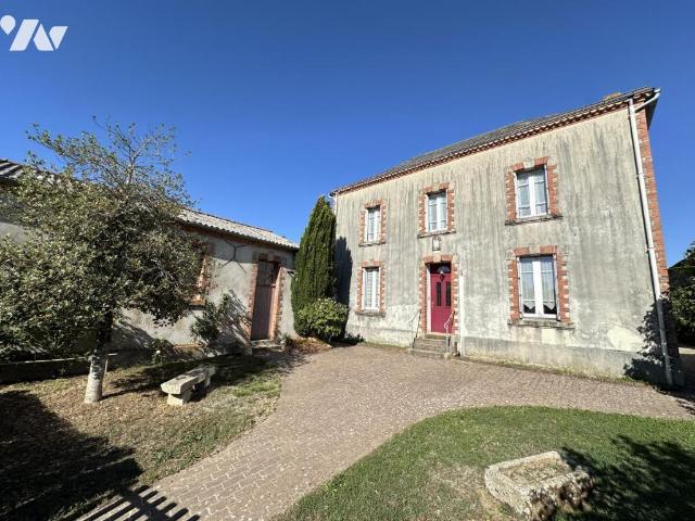 Maison à louer à Montréverd, Pays de la Loire, 186900€