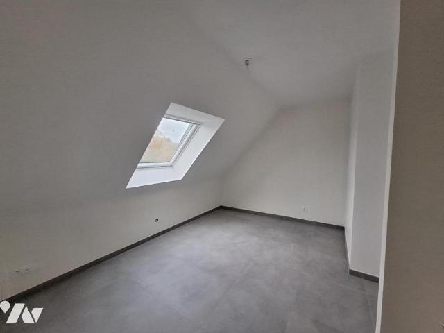 Maison à louer à Avelin, Hauts de France, €