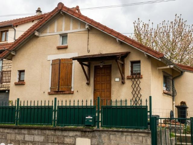 Maison à louer à Argenteuil, Île de France, 248000€