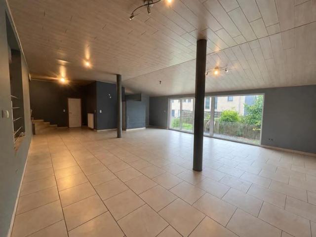 Maison à louer à Barbençon 6500