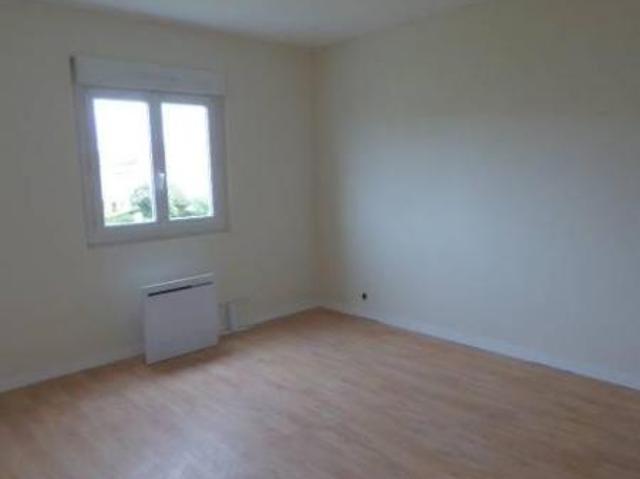 Maison à louer à Cugand, Pays de la Loire, €