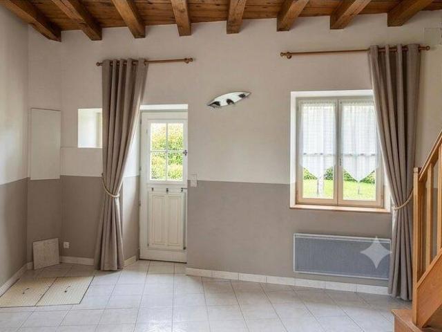 Maison à louer à Civry la forêt