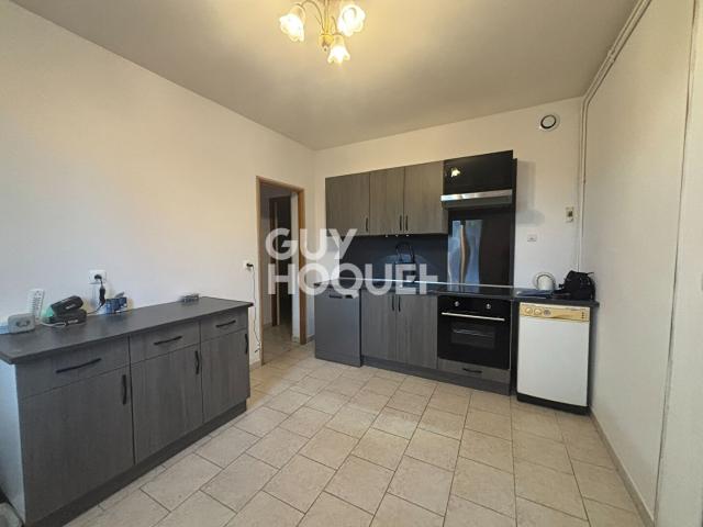 Maison à louer à COMBLES 80360