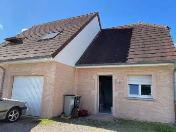 Maison à louer à Damparis, Jura - Cuisine équipée