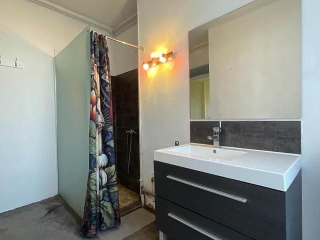 Maison à louer à Dhuizon, Centre Val de Loire, 0€