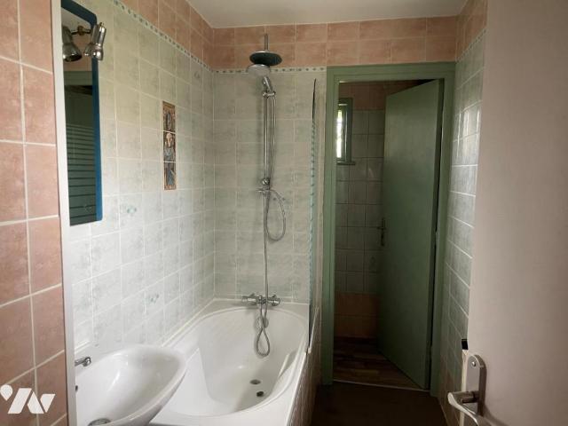 Maison à louer à Évin Malmaison, Hauts de France, €