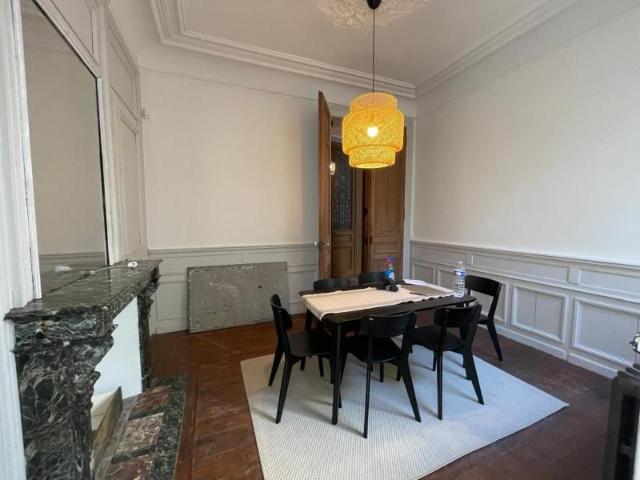 Appartement à Louer à LILLE 750 €