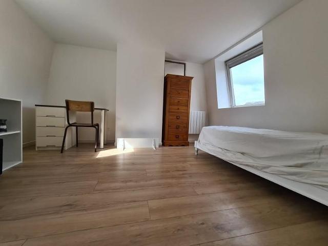 Maison à Louer à LILLE 860 €