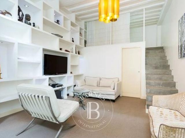 Maison à louer à Paris 15Ème