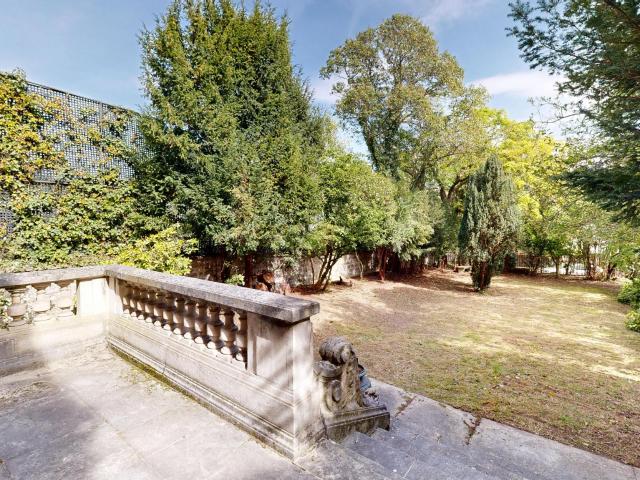 Maison à louer à Paris 16e Arrondissement, Île de France, 4480 €