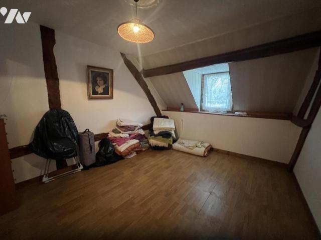 Maison en vente à Saint Martin l'Aiguillon, Normandie, 241000€