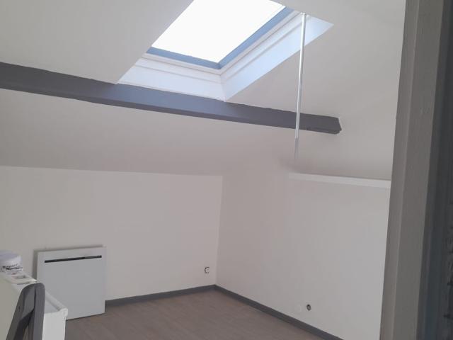 Maison à louer à Saint Just en Chaussée, Hauts de France, €