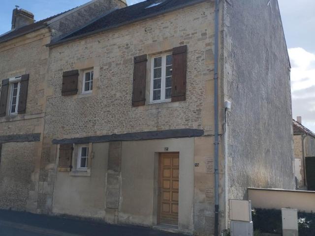 Maison à louer à Soliers 14540