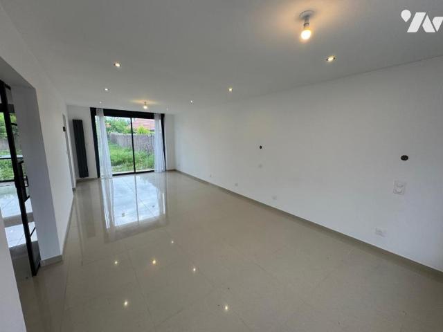 Maison à louer à Villeneuve d'Ascq, Hauts de France, €