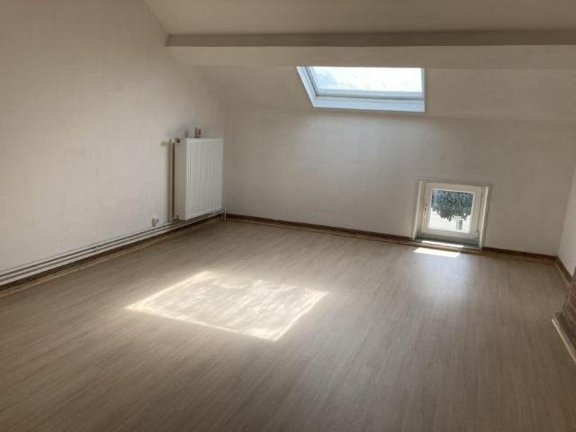▷ Maison à louer • Aibes • 172 m² • 840 € | immoRegion