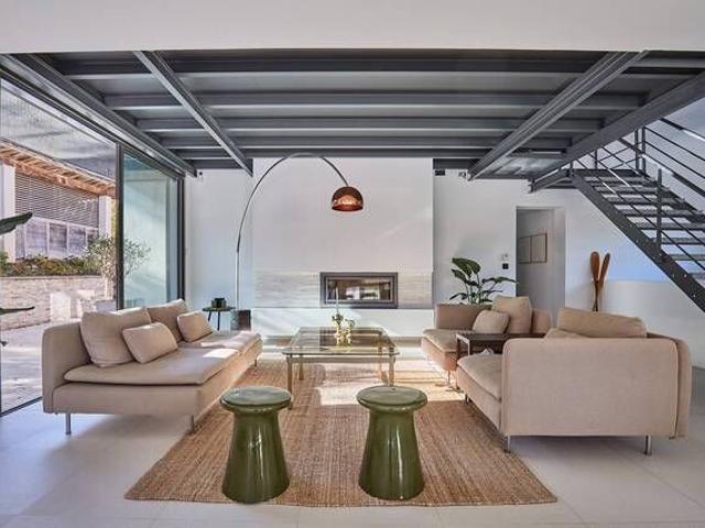 Maison à louer Aix en Provence 6 pièces de 217.72 m²