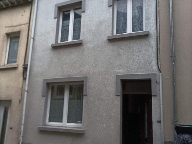 Maison à louer au centre ville de Bouillon