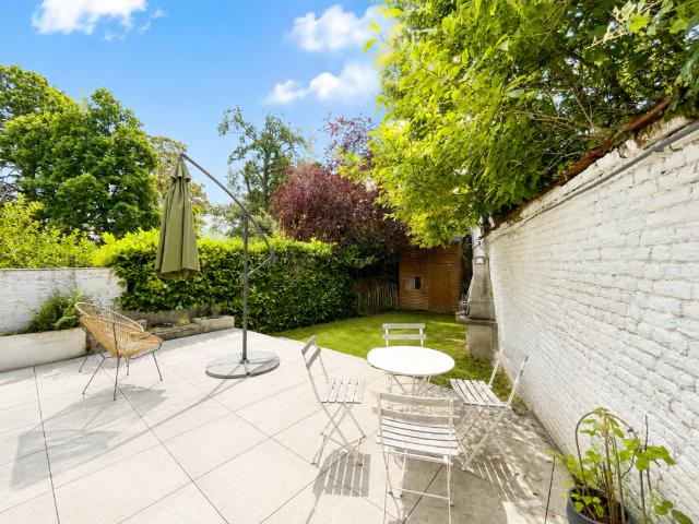 Maison à louer avec garage et terrasse, Uccle