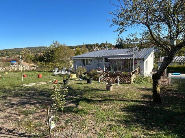 Maison à louer avec joli jardin