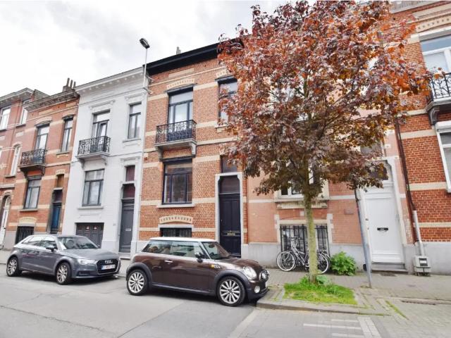 Maison à louer avec terrasse et jardin, Etterbeek