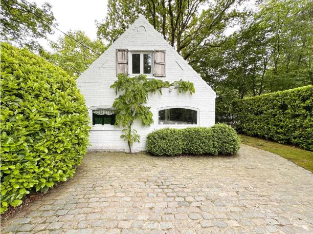 Maison à louer avec terrasse et 1 chambre, Lasne