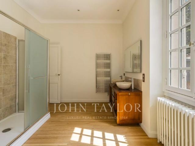 Maison à louer Bordeaux Cenon, Sud Ouest, France4 950 EUR / Mois