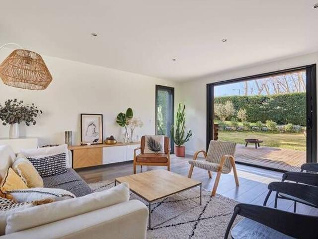 Maison à louer Cabriès 4 pièces de 140 m²