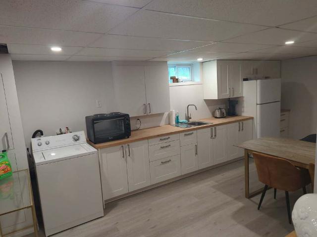Maison à Louer Court Terme 415 Notre Dame, Granby 18 photos | Logis Québec