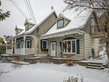 Les Laurentides - Fireplace, Parking