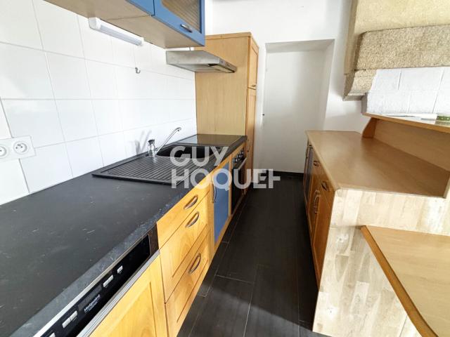 MAISON À LOUER DE 4 PIÈCES DE 89,00 M²