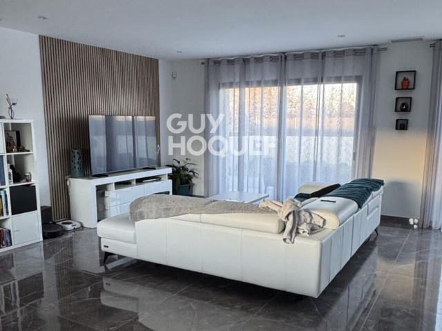MAISON À LOUER DE 4 PIÈCES DE 115,00 M²