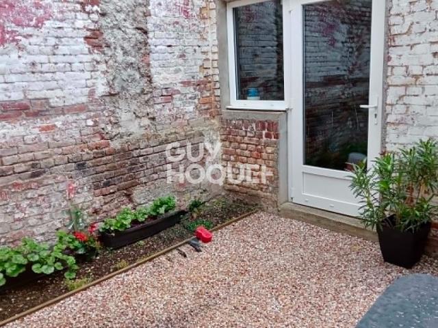 MAISON À LOUER DE 5 PIÈCES DE 80,00 M²