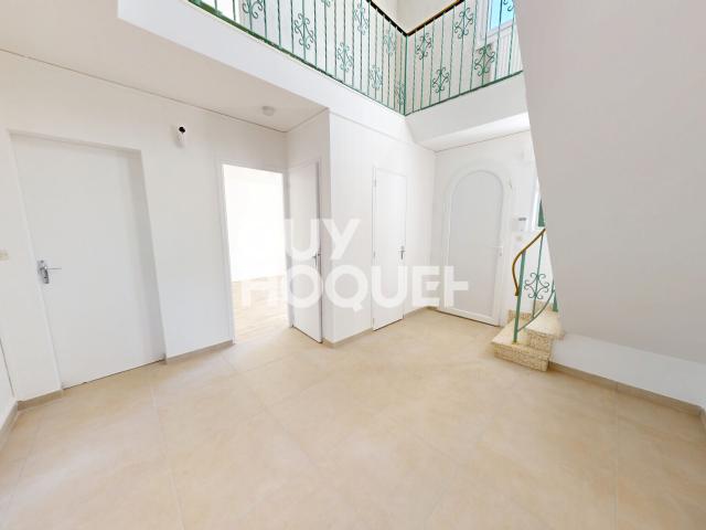 Maison à louer de 6 pièces de 132.68 m²
