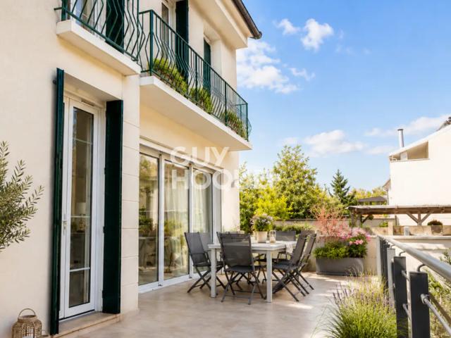 Maison à louer de 7 pièces de 142.28 m²