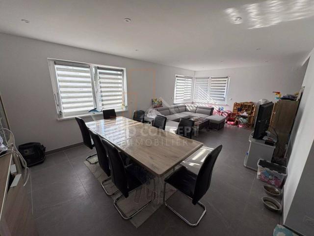 Maison à louer de 90 m2 habitables sur un terrain de 2 ares sis