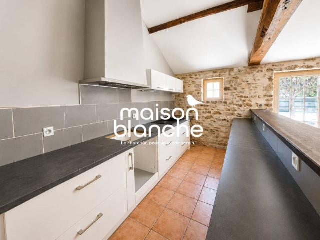 Maison à louer Gourgé