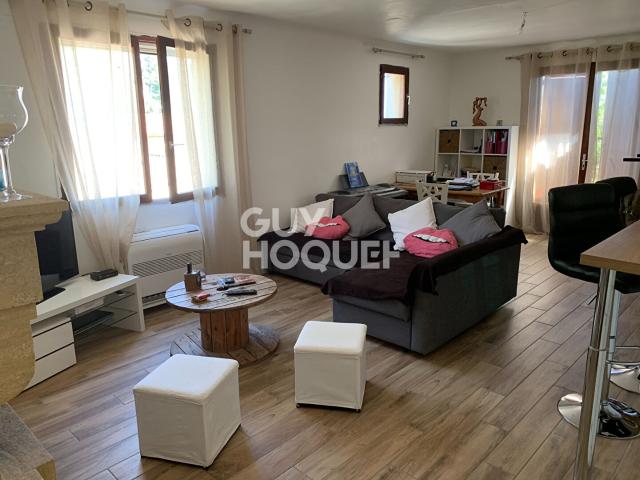 Maison à Louer meublée aux Angles 5 pièces 3 chambres jardin ! Bail meublé classique d'un an ? préférence bail étudiant ou mobilité