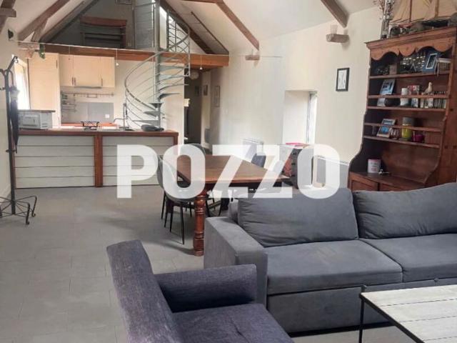 MAISON A LOUER MEUBLEE DE TYPE 4 ENTIEREMENT RENOVE SUR SAINT VAAST