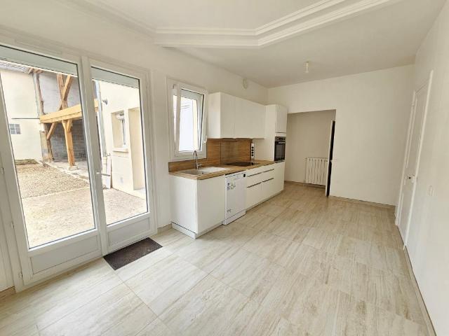 Maison à louer MÉZIÈRES SUR SEINE