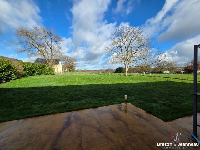 Maison Secteur Montsûrs 168m² La Chapelle Rainsouin