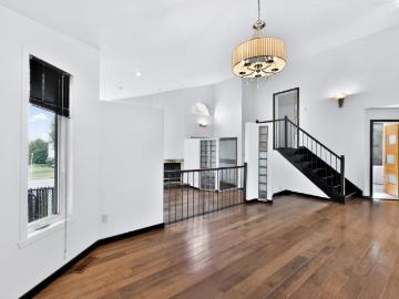 Maison à paliers multiples à louer Laval Fabreville Est