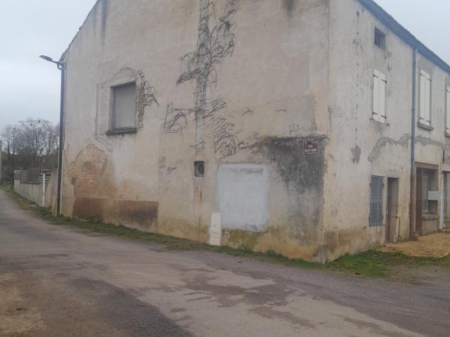Maison à Pouillenay